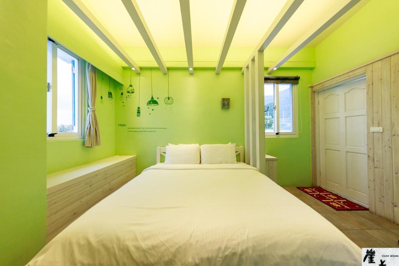 崖上民宿 Cliff House B&B Fengbin Eksteriør billede