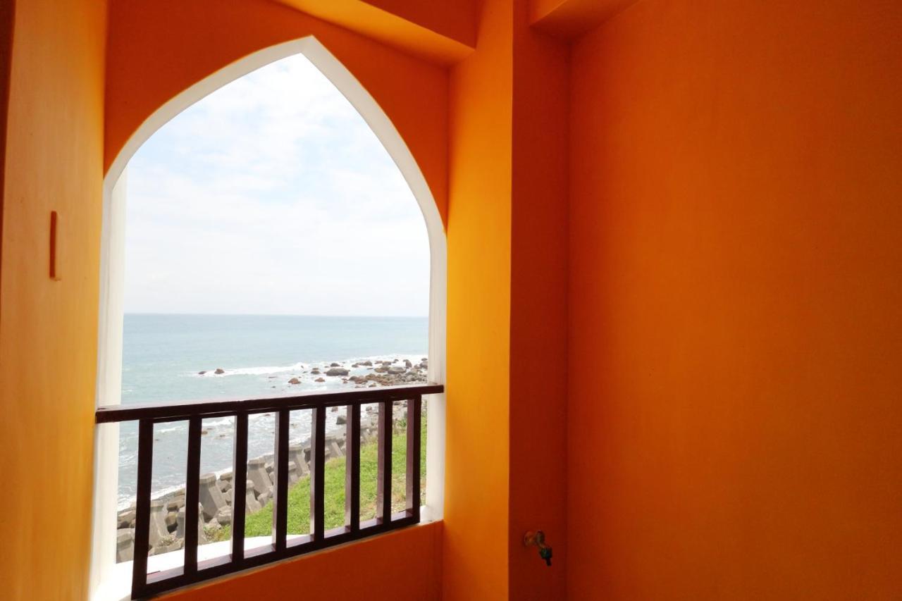 崖上民宿 Cliff House B&B Fengbin Eksteriør billede